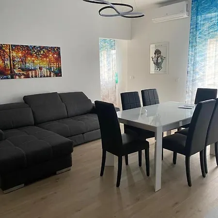 Διαμέρισμα Perla Marina