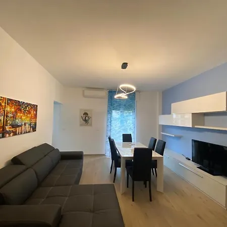 Perla Marina Apartment *