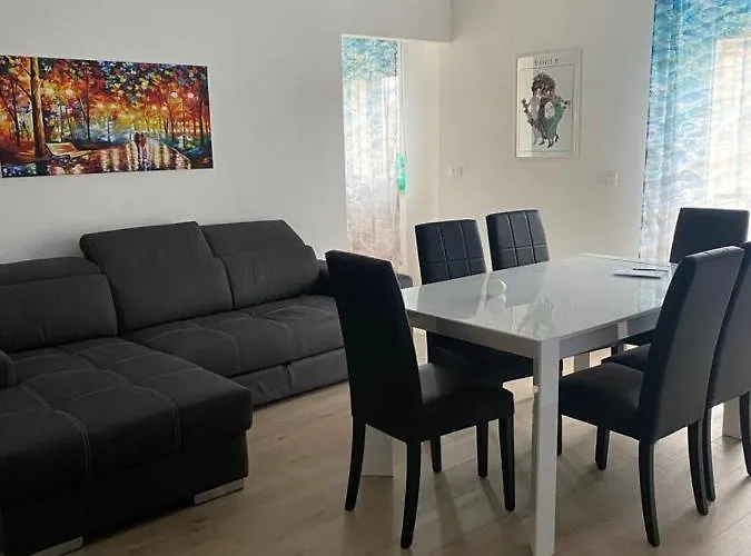 Апартаменты Perla Marina