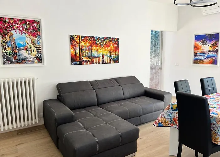 Апартаменты Perla Marina *